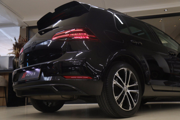 Volkswagen Golf 1.5 TSI R-Line Pano/Carplay/Dynaudio/Cam/Blindspot/Vol