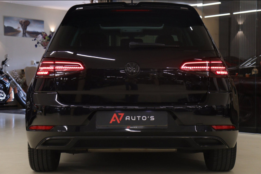 Volkswagen Golf 1.5 TSI R-Line Pano/Carplay/Dynaudio/Cam/Blindspot/Vol