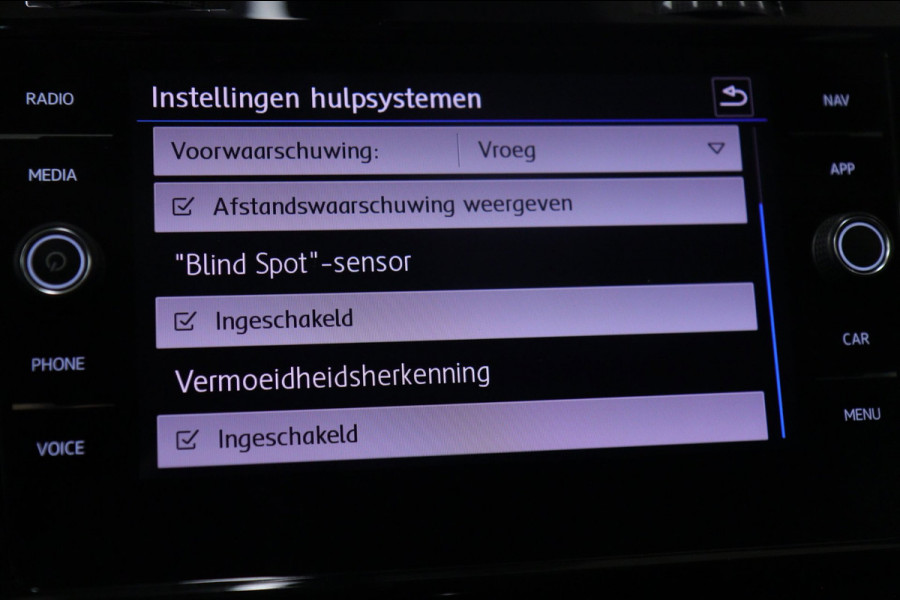 Volkswagen Golf 1.5 TSI R-Line Pano/Carplay/Dynaudio/Cam/Blindspot/Vol