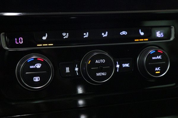 Volkswagen Golf 1.5 TSI R-Line Pano/Carplay/Dynaudio/Cam/Blindspot/Vol