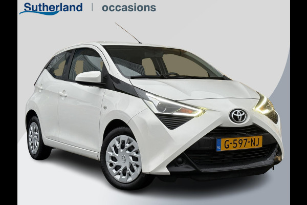 Toyota Aygo 1.0 VVT-i x-play | Carplay | Achteruitrijcamera | Airco | Automaat