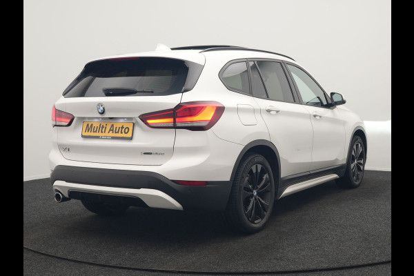 BMW X1 xDrive25e Sportline PHEV 221pk Dealer O.H | Trekhaak Afn. | Panodak | Head Up | Camera | Harman / Kardon | Sportstoelen Memory & Verwarmd | Keyless | Apple Carplay | BMW LED | Sfeerverlichting | Navigatie | DAB | 18" L.M | Plug In Hybrid |