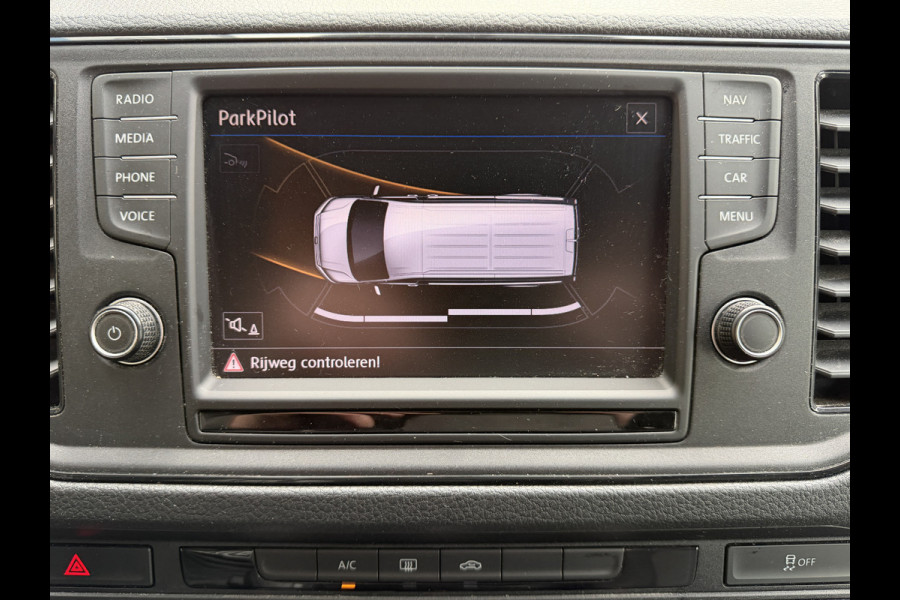 Volkswagen Crafter 30 2.0 TDI 141PK Euro 6 L3H2 Nieuwe APK/Automaat/CarPlay/camera/cruise control