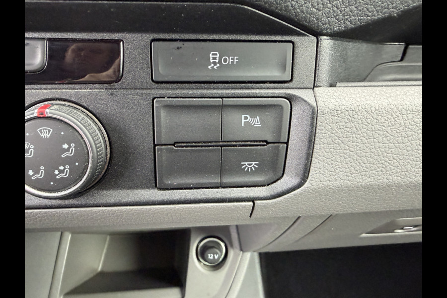 Volkswagen Crafter 30 2.0 TDI 141PK Euro 6 L3H2 Nieuwe APK/Automaat/CarPlay/camera/cruise control