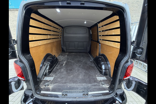 Volkswagen Transporter 2.0 TDI 150PK Euro 6 L1H1 28 CarPlay/cruise control/navigatie systeem