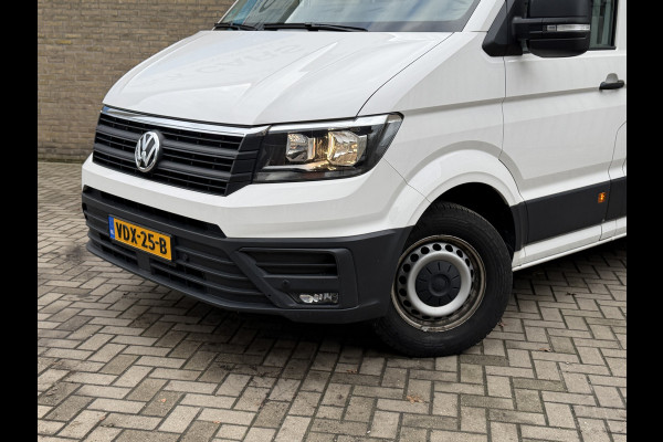 Volkswagen Crafter 35 2.0 TDI 141 PK Euro 6 L3H3 Nieuwe apk/Automaat/CarPlay/trekhaak/cruise control