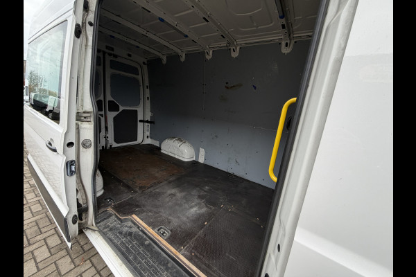Volkswagen Crafter 35 2.0 TDI 141 PK Euro 6 L3H3 Nieuwe apk/Automaat/CarPlay/trekhaak/cruise control