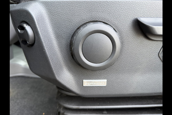 Volkswagen Crafter 35 2.0 TDI 141 PK Euro 6 L3H3 Nieuwe apk/Automaat/CarPlay/trekhaak/cruise control