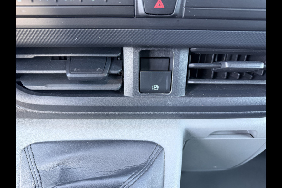 Ford Transit Custom 320 2.0 TDCI 140 PK Euro 6 L2H1 Trend CarPlay/Stoelverwarming/cruise control