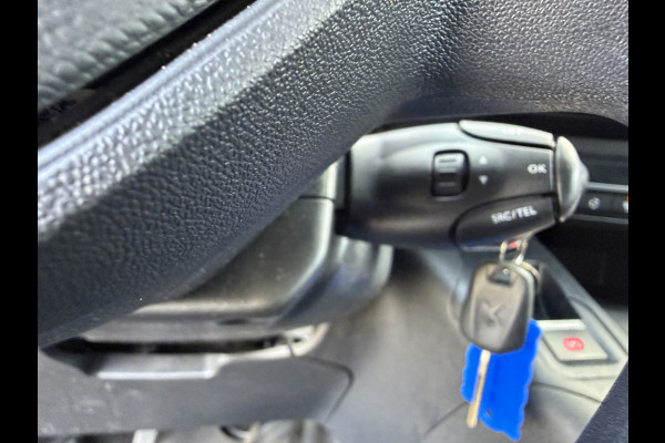 Peugeot Partner 1.2 PureTech Premium CarPlay/cruise control/navigatie systeem
