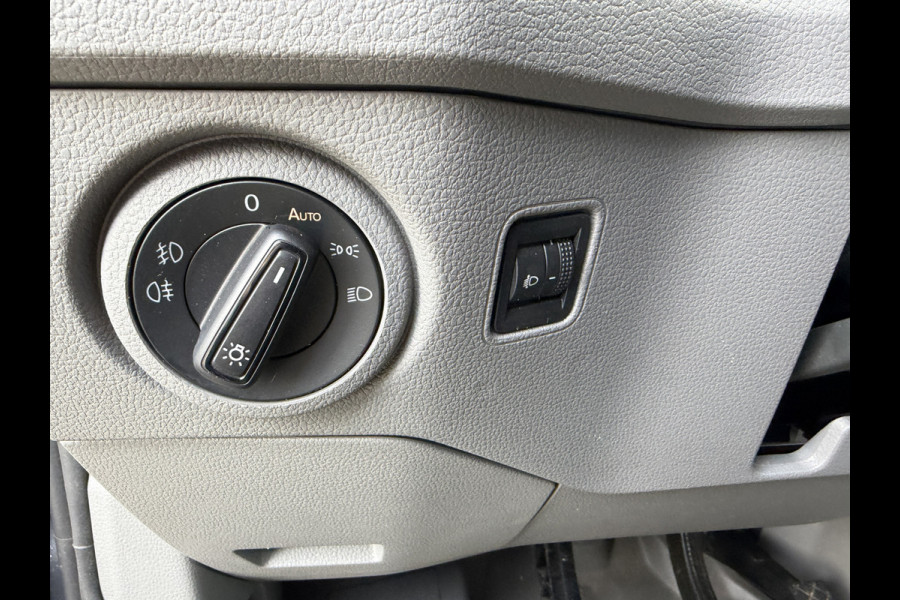 Volkswagen Crafter 35 2.0 TDI 141PK EUR 6 L3H3 Cruise Control/CarPlay/camera