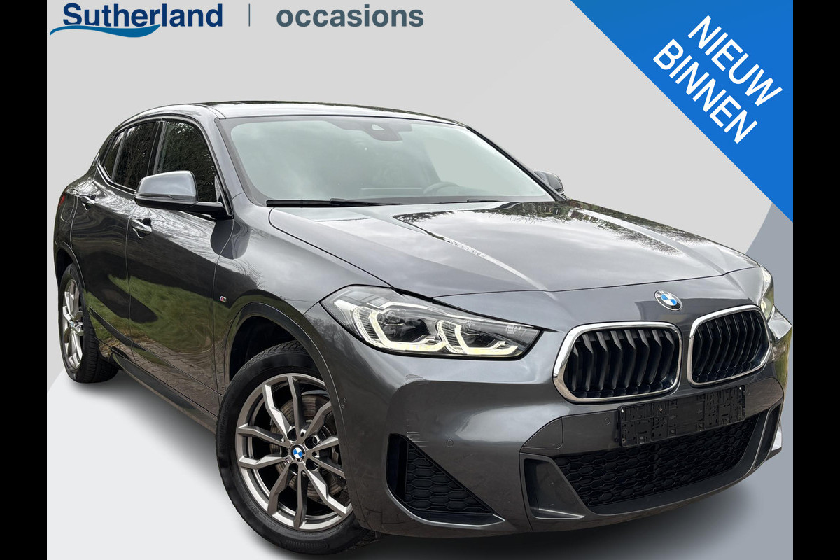 BMW X2 xDrive25e M Sport | 220pk |  Panoramadak | M pakket |  Achteruitrijcamera | Leder | Sportstoelen | Head Up Display