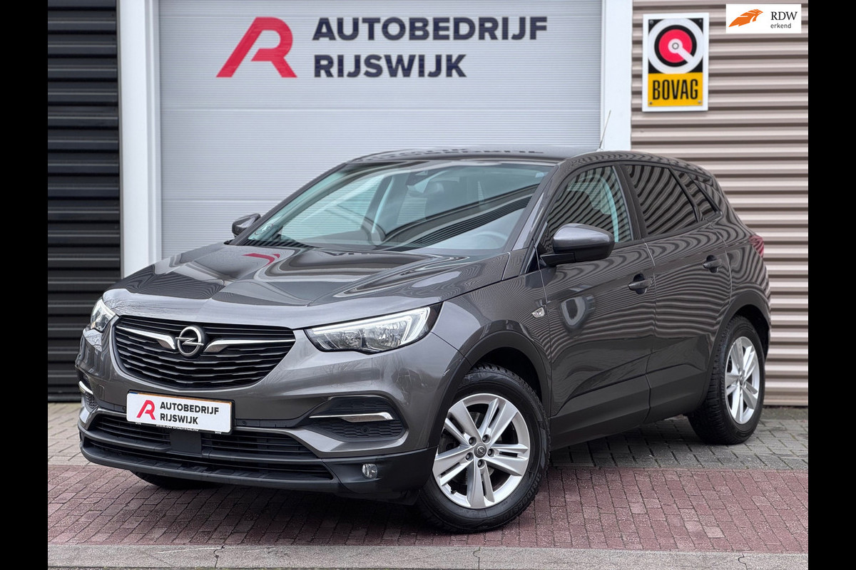 Opel Grandland X 1.2 Turbo Business Executive Trekhaak/Automaat