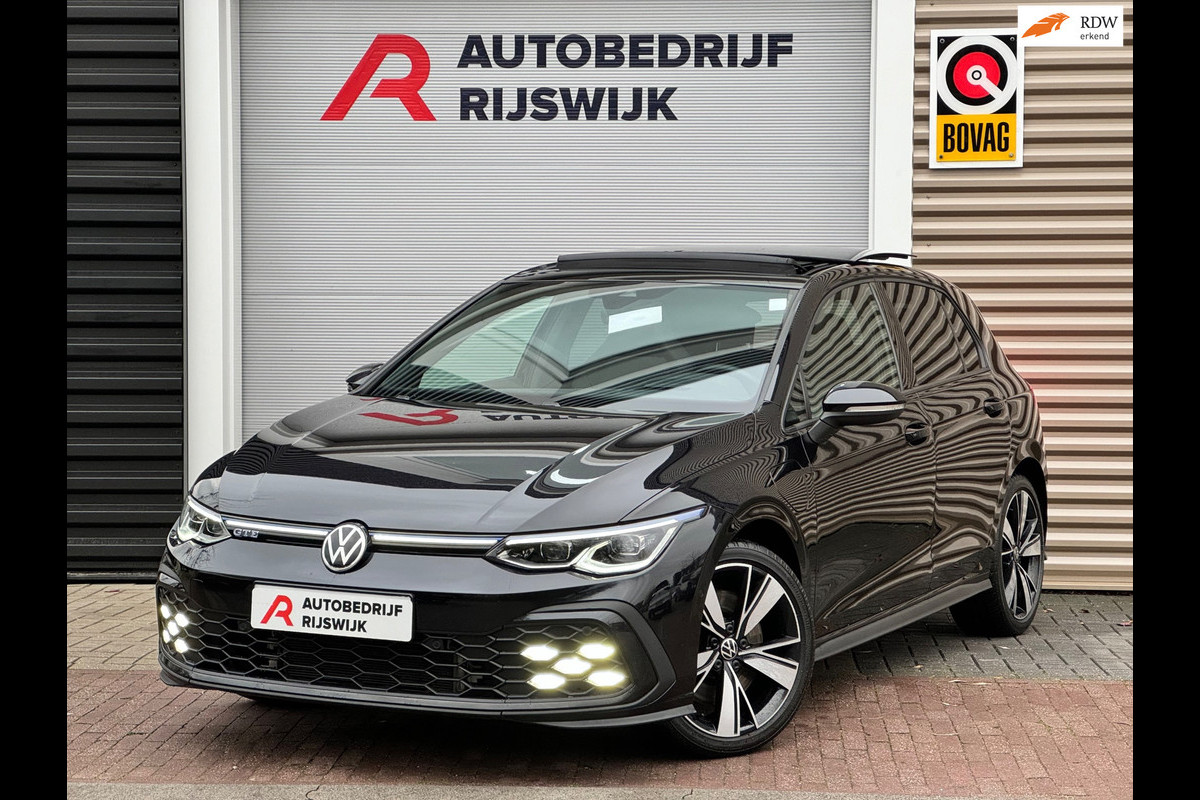Volkswagen Golf 1.4 eHybrid GTE Pano/Matrix/Dodehoek