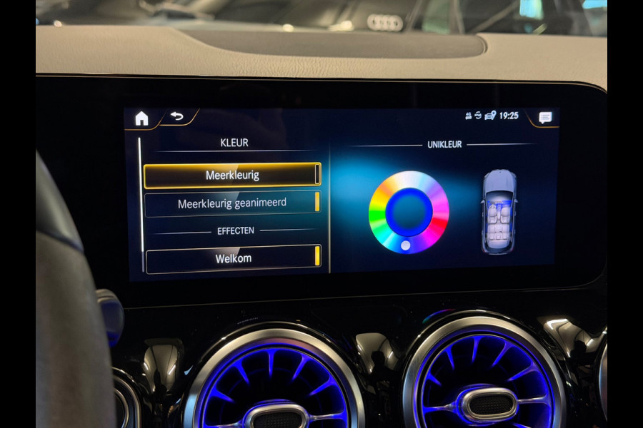 Mercedes-Benz GLA 200 AMG|PANO|SFEER|MEMORY|VOL!