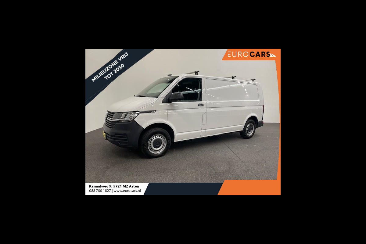 Volkswagen Transporter 2.0 TDI L2H1 110PK Airco Cruise Control Trekhaak Parkeersensoren Apple Carplay