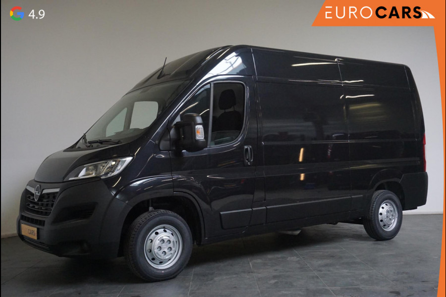 Opel Movano 140pk L2H2 Edition Navi Camera Parkeersensoren Trekhaak Cruise control Airco