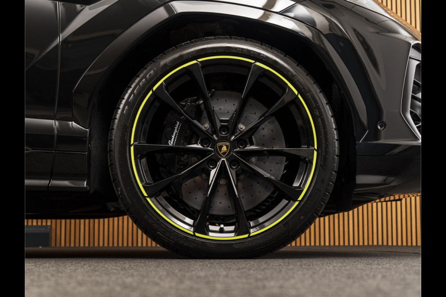 Lamborghini Urus 4.0 V8 Hybrid SE 23" I B&O I PANO I STYLE PACK I VERDE SCANDAL