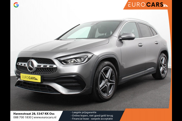 Mercedes-Benz GLA 200 Automaat AMG Line Nieuw model! Navigatie Climate Control Camera Sfeerverlichting Half leder/alcantara Led Electrische achterklep 19"Lichtmetalen velgen