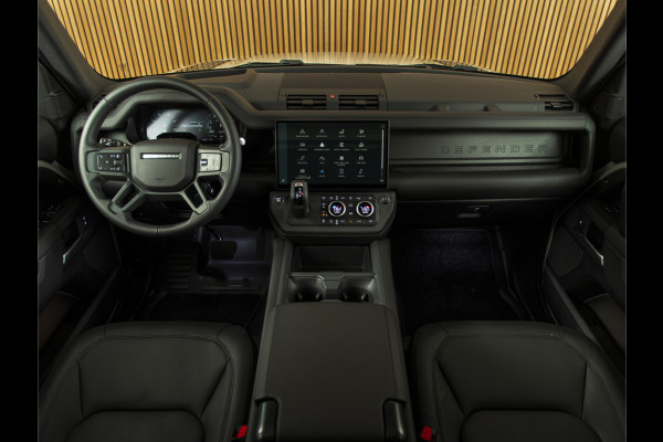 Land Rover Defender 110 2.0 P300e 110 X-Dynamic HSE BORASCO GREY | MY26 | PANO | HUD | 22" | MERIDIAN