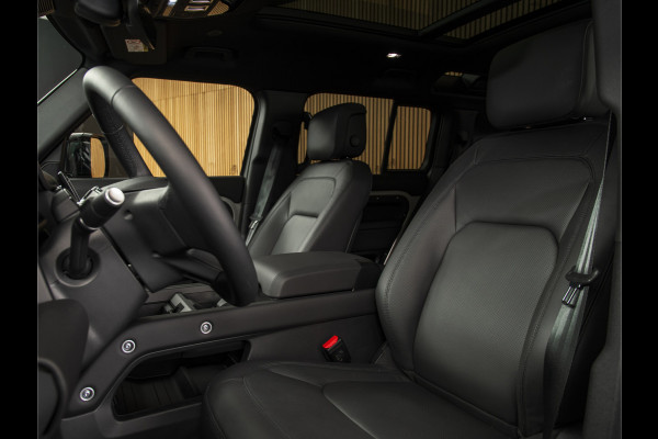 Land Rover Defender 110 2.0 P300e 110 X-Dynamic HSE BORASCO GREY | MY26 | PANO | HUD | 22" | MERIDIAN