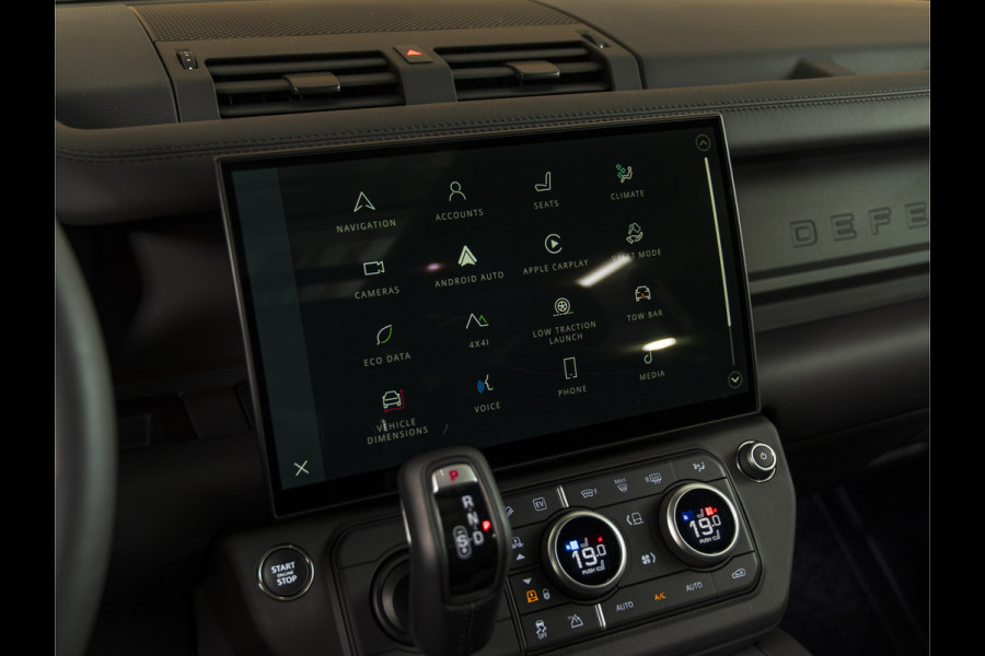 Land Rover Defender 110 2.0 P300e 110 X-Dynamic HSE BORASCO GREY | MY26 | PANO | HUD | 22" | MERIDIAN