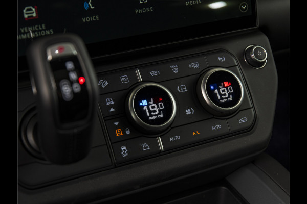 Land Rover Defender 110 2.0 P300e 110 X-Dynamic HSE BORASCO GREY | MY26 | PANO | HUD | 22" | MERIDIAN