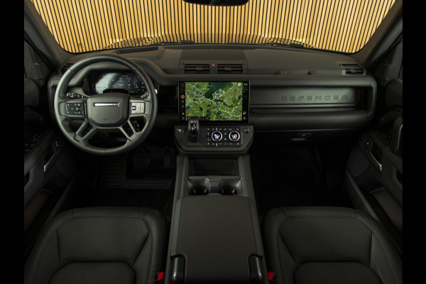Land Rover Defender 110 2.0 P300e 110 X-Dynamic HSE MY26 | PANO | HUD | 22" | MERIDIAN