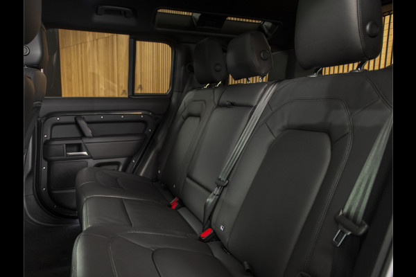 Land Rover Defender 110 2.0 P300e 110 X-Dynamic HSE MY26 | PANO | HUD | 22" | MERIDIAN