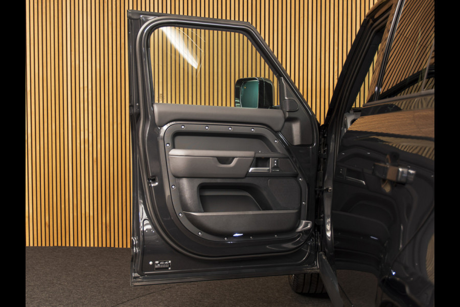 Land Rover Defender 110 2.0 P300e 110 X-Dynamic HSE MY26 | PANO | HUD | 22" | MERIDIAN