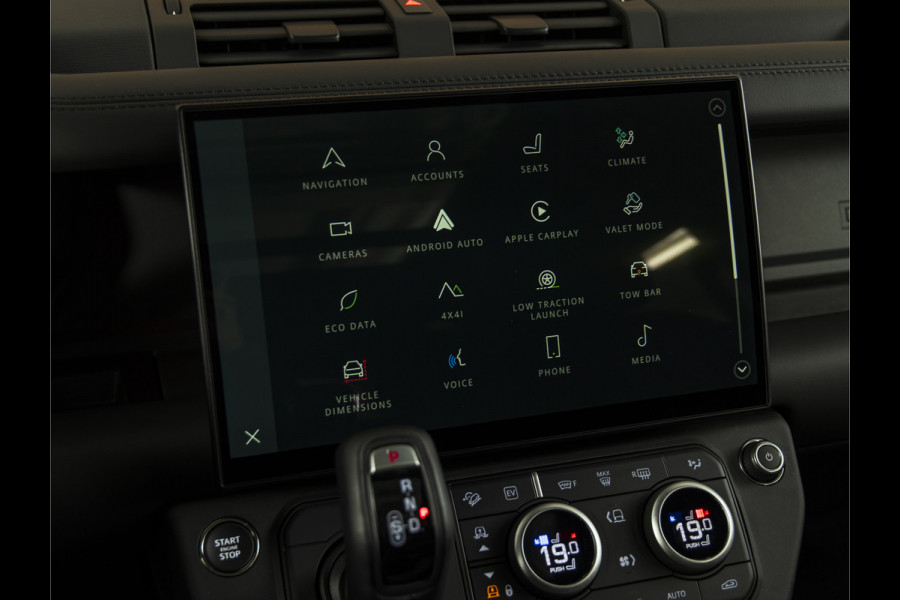 Land Rover Defender 110 2.0 P300e 110 X-Dynamic HSE MY26 | PANO | HUD | 22" | MERIDIAN