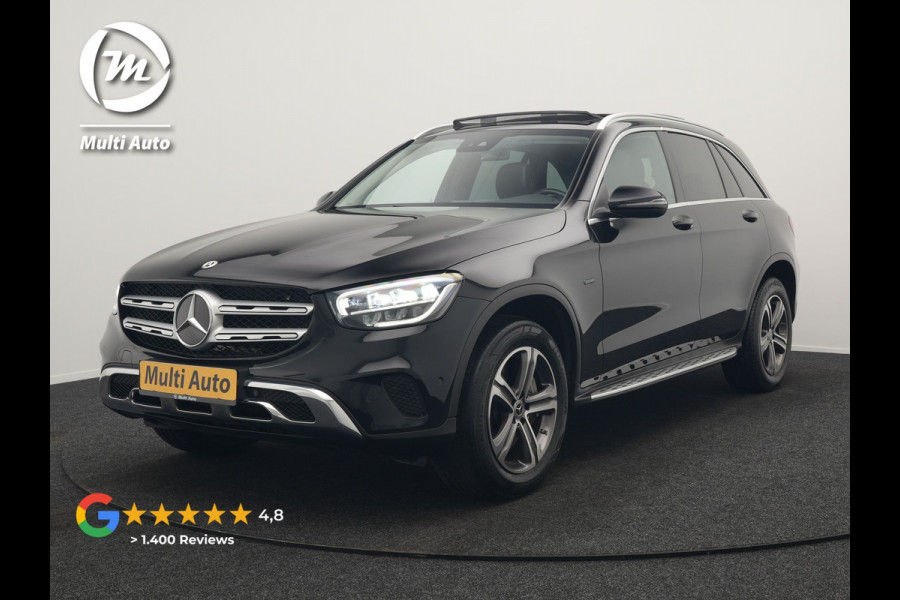 Mercedes-Benz GLC 300e 4MATIC Premium Plug In Hybrid 320pk Dealer O.H. PHEV | Trekhaak Af Fabriek | Panodak | Camera | Lederen Sportstoelen Verwarmd | Sfeerverlichting | Apple Carplay | Sidesteps | Navigatie | DAB |