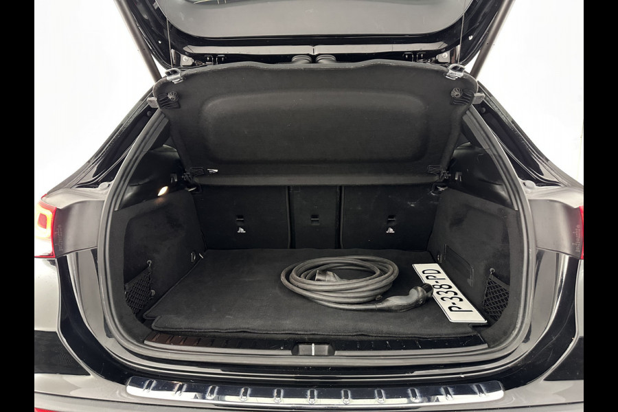 Mercedes-Benz EQA 250 Business Solution Luxury 67 kWh [ 3-Fase ] (INCL-BTW) *FULL-LEATHER | WIDE-SCREEN-DIGI-COCKPIT | FULL-LED | AMBIENT-LIGHT | CAMERA | NAVI-FULLMAP | DAB+ | COMFORT-SEATS | ECC | SHIFT-PADDLES | CRUISE | HEATED-SEATS | TOWBAR | 18''A