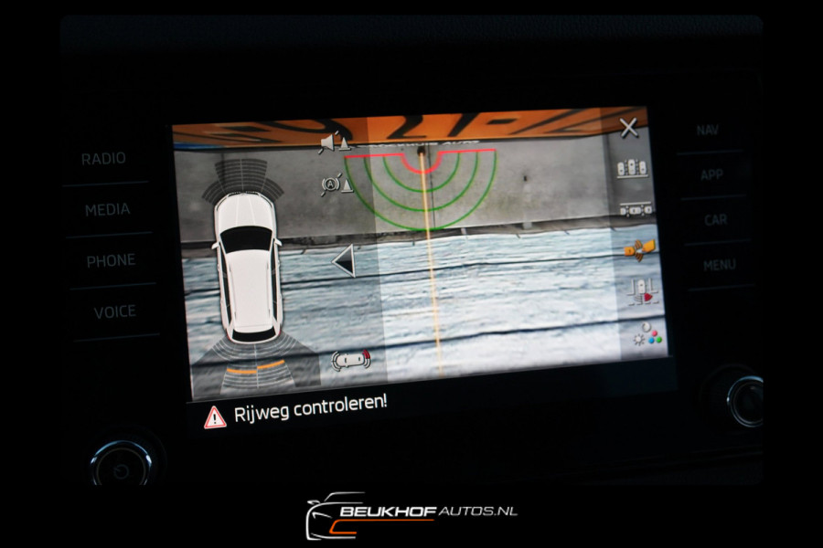 Škoda Kodiaq 1.5 TSI Business Edition Carplay Cam Trekhaak