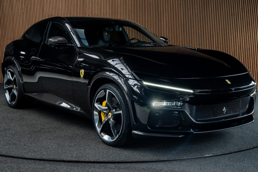 Ferrari Purosangue 6.5 V12 Full options! Nieuw! Alcantara Carbon exterieur & interieur Panoramadak Memory seats met massage functie Rondomzicht camera