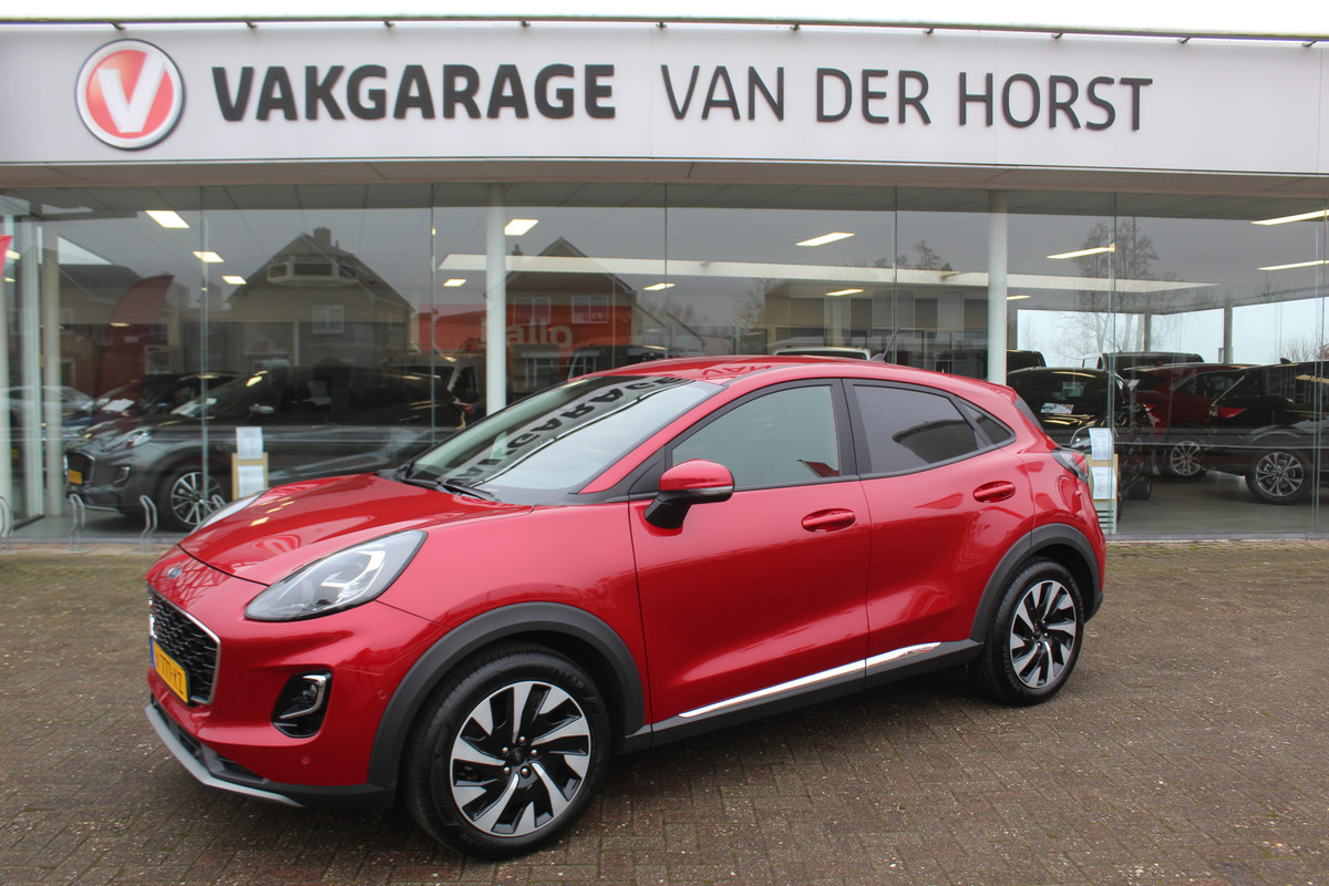 Ford Puma 1.0-125pk EcoBoost Mild-Hybrid Titanium. Fabrieksgarantie t/m 09-05-2027 ! Volautm. airco, stoel-, stuur- en voorraamverwarming, trekhaak, privacy glass, adaptive cruise cntrl, dodehoek assistent, camera, pdc v+a, rij-assistent pakket, winterpakket, metallic lak etc