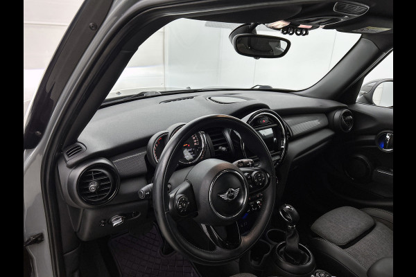 MINI Mini 1.5 Cooper Chili Serious Business(Goed OnderH, Carplay, StoelV, Parkeersensoren, Leer, Led, Climate Con, Etc)
