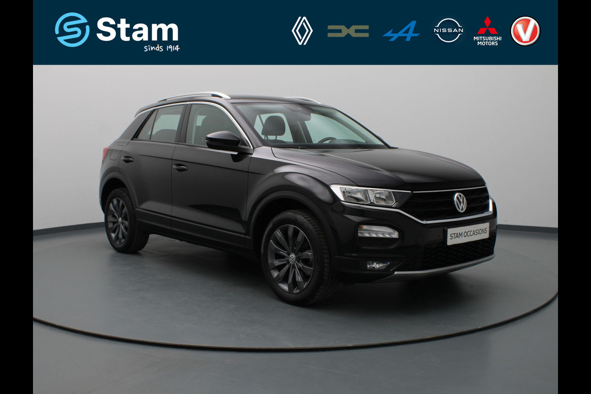 Volkswagen T-Roc TSI Style Business 115pk Adapt. Cruise | Carplay | Navi | Parkeersens. v+a