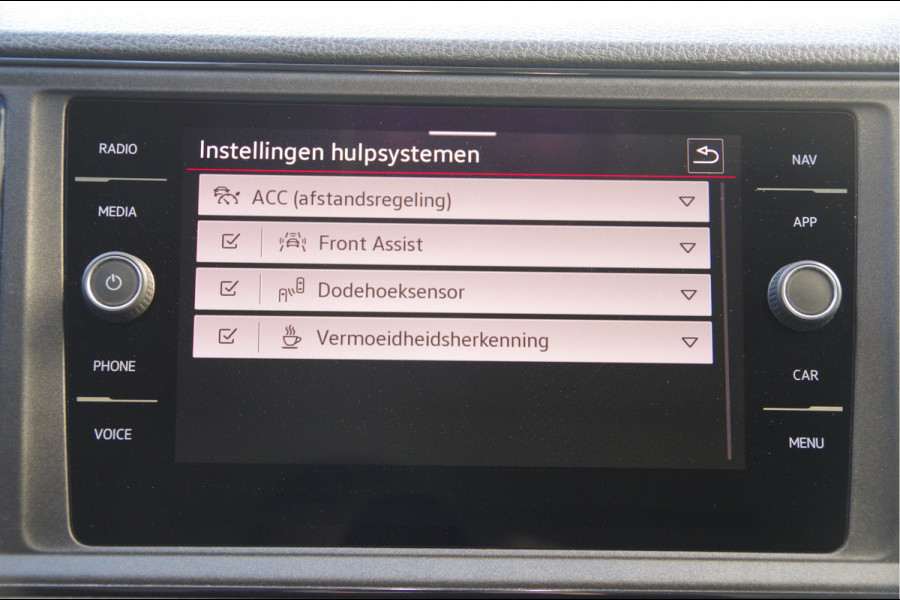 MAN TGE 3.180 35 2.0 L3H3 AUT. LED, LEDER, TREKHAAK, STOELVERWARMING, CAMERA, NAVI, CRUISE, CLIMA, PARKEERSENSOREN, VOORRUIT VERWARMING