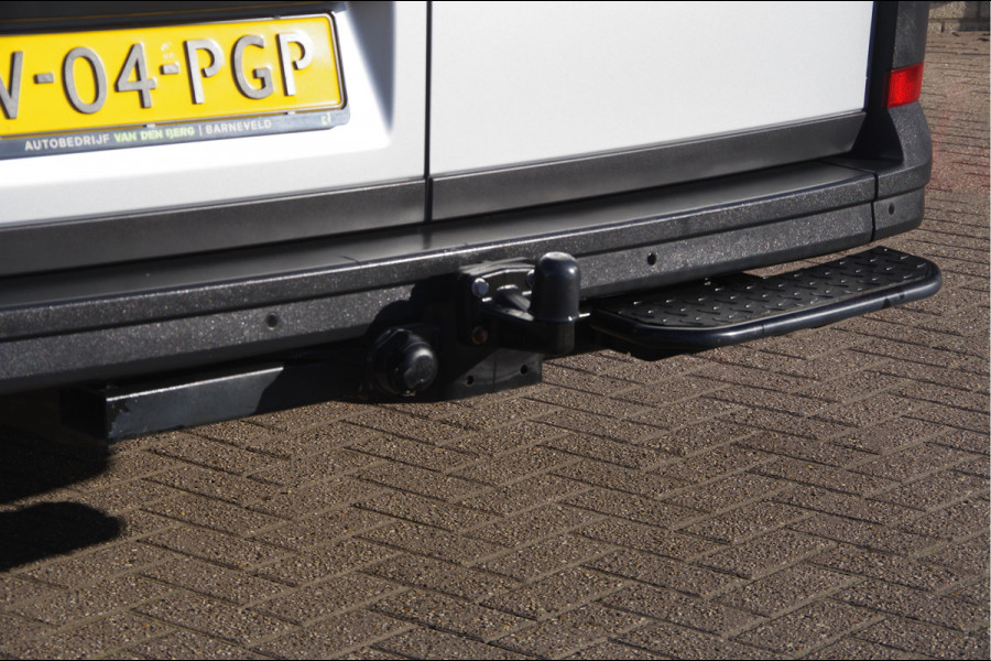 MAN TGE 3.180 35 2.0 L3H3 AUT. LED, LEDER, TREKHAAK, STOELVERWARMING, CAMERA, NAVI, CRUISE, CLIMA, PARKEERSENSOREN, VOORRUIT VERWARMING