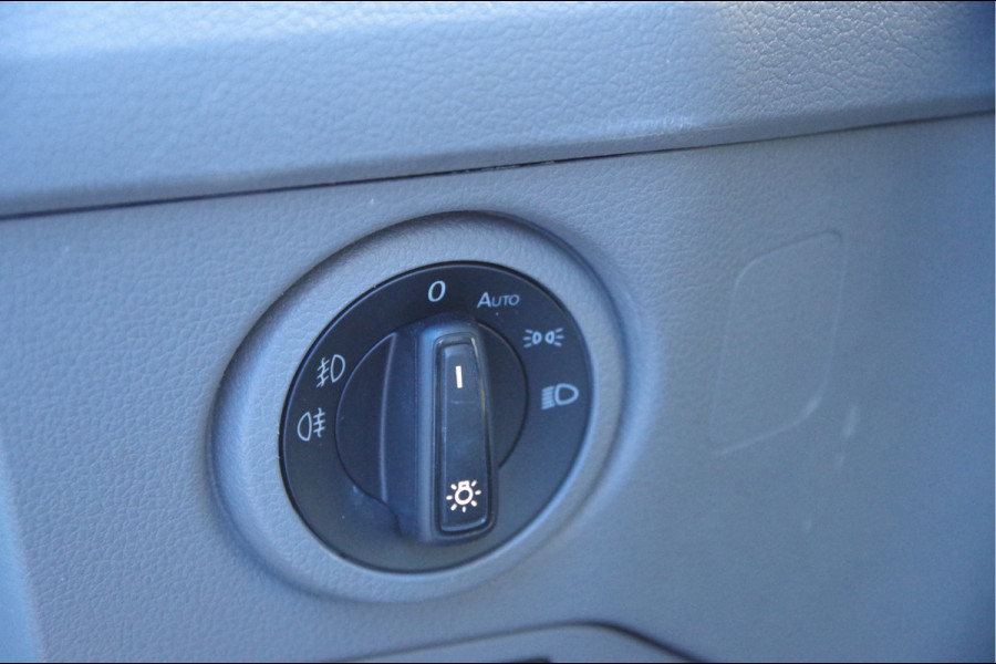 MAN TGE 3.180 35 2.0 L3H3 AUT. LED, LEDER, TREKHAAK, STOELVERWARMING, CAMERA, NAVI, CRUISE, CLIMA, PARKEERSENSOREN, VOORRUIT VERWARMING