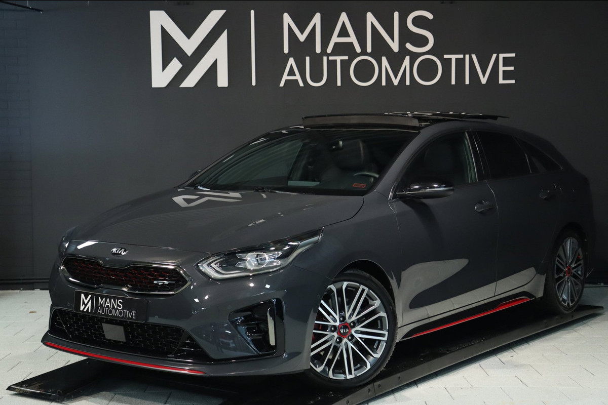 Kia ProCeed 1.6 T-GDI GT / PANODAK / KEYLESS / MEMORY / JBL / CAMERA / CARPLAY