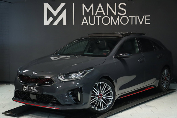 Kia ProCeed 1.6 T-GDI GT / PANODAK / KEYLESS / MEMORY / JBL / CAMERA / CARPLAY