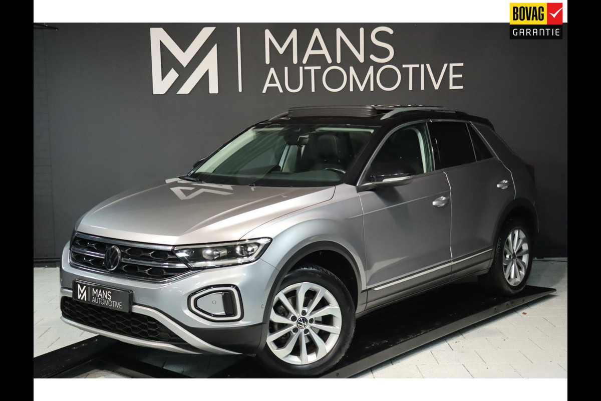 Volkswagen T-Roc 1.5 TSI ACT / PANODAK / VIRTUAL / ACC / KEYLESS / CAMERA / CARPLAY