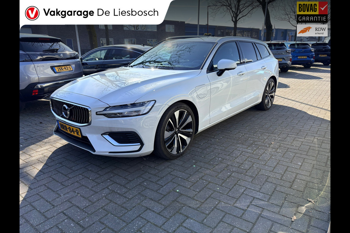 Volvo V60 2.0 T6 Recharge AWD R-Design / 360 camera / Panoramadak / Leder / head-up / Harman-Kardon