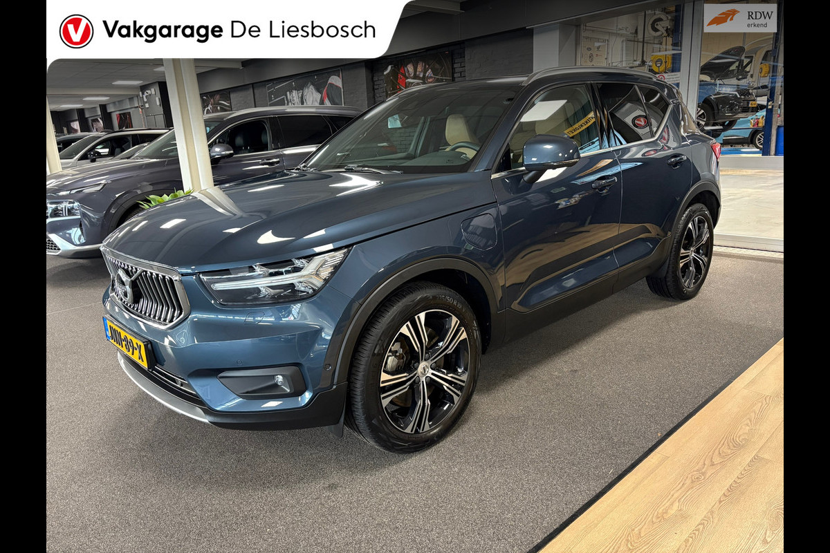Volvo XC40 1.5 T4 Recharge Inscription / panoramadak /360 camera / leder / Harman-Kardon / trekhaak