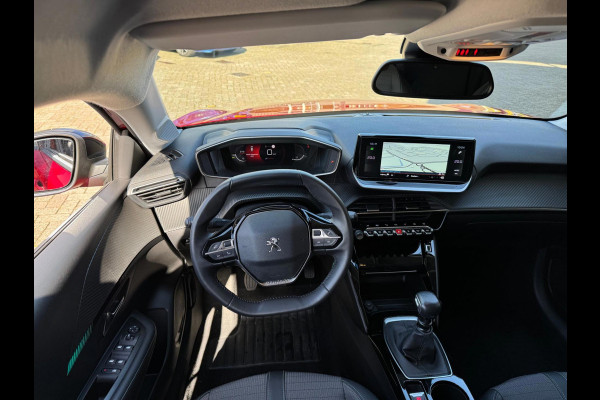 Peugeot 208 1.2 PureTech 100 Allure Navi / P-sensoren & camera / Clima / LM velgen