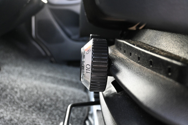 Mercedes-Benz Sprinter 317 CDI L2H2 Pro HD MBUX, Geveerde stoel, Winterpakket, Etc.