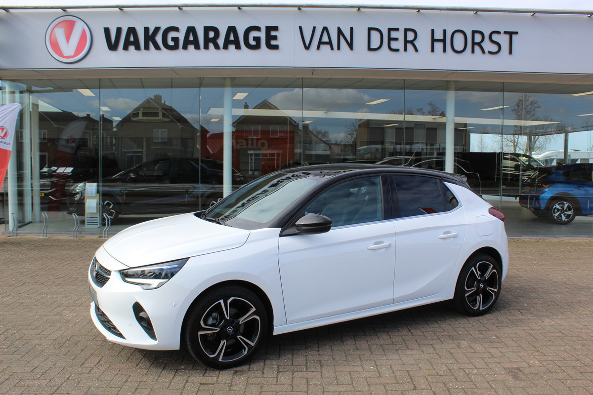 Opel Corsa 1.2-100 pk Turbo GS. Panoramadak, Winterpakket, Cruise Control, Climate Control, Two tone,