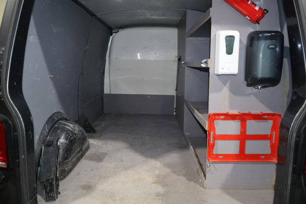 Volkswagen Transporter 2.0 TDI L2 H1 150pk Airco Navigatie Camera